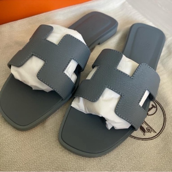Hermes Oran Sandal in Bleu Pinede - NEW!100%. NWT. Authentic! Size 38.5 EU.